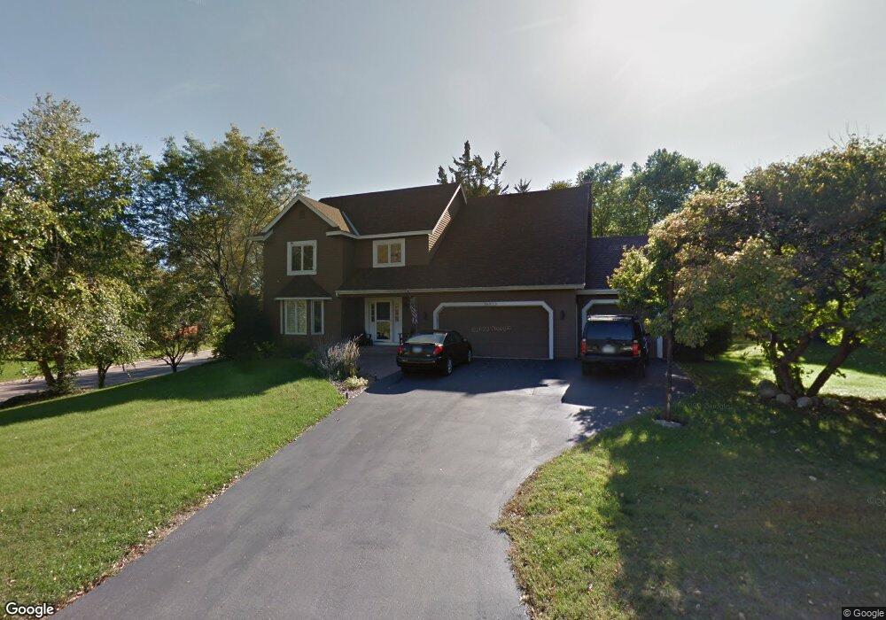 16823 Stodola Rd, Minnetonka, MN 55345 - photo 1