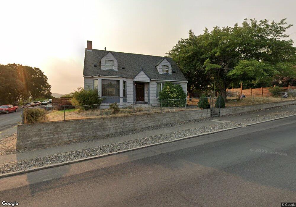 1300 Union St, the Dalles, OR 97058 - photo 1