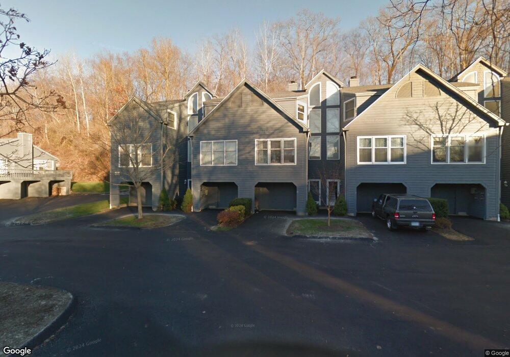 99 Fawn Ridge Ln, Norwalk, CT 06851 - photo 1