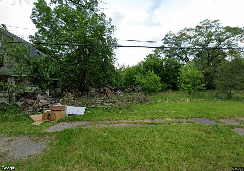 1533 Bennett Ave, Flint, MI 48506 - photo 1