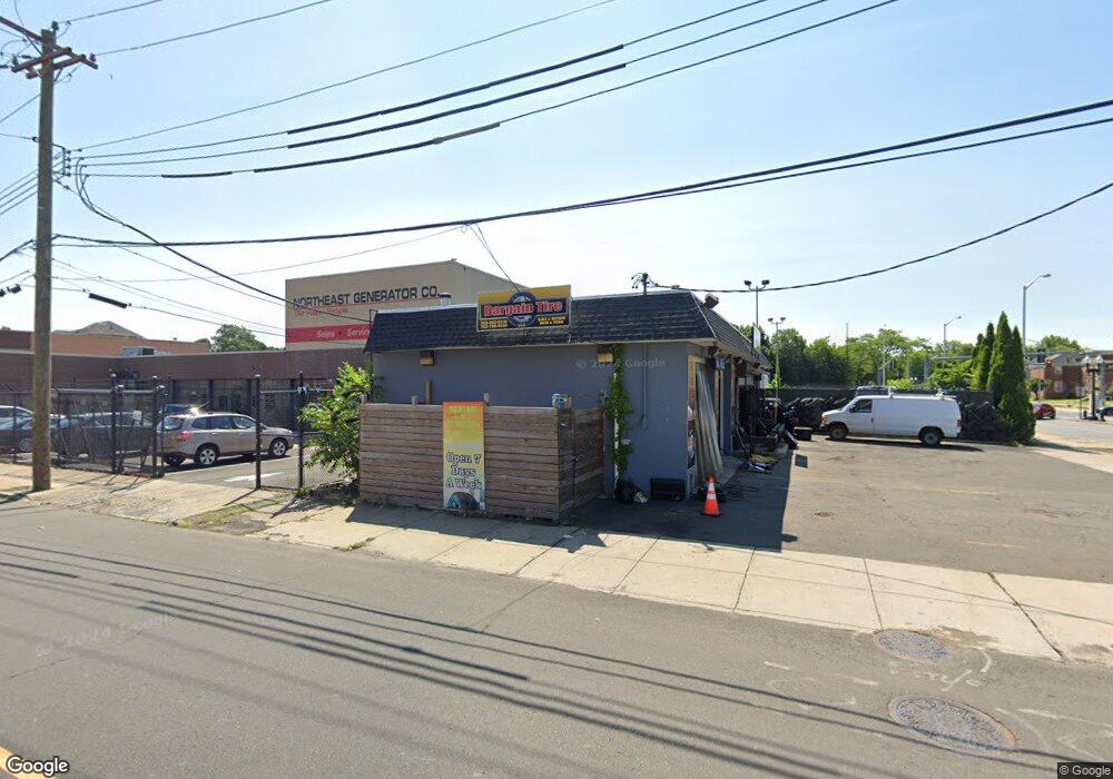 954 Park Ave, Bridgeport, CT 06604 - photo 1