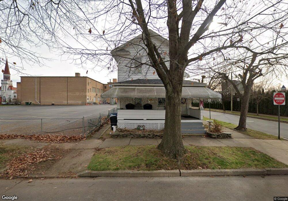 301 Chestnut Ave, Kingston, PA 18704 - photo 1