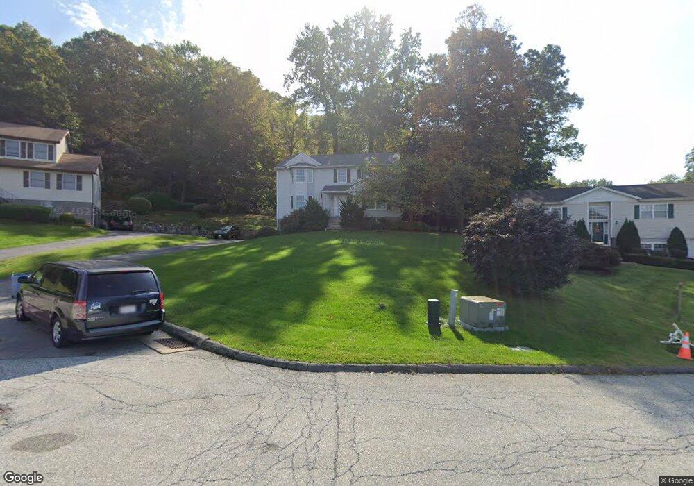 7 Westbrook Ct, Cortlandt Manor, NY 10567 - photo 1