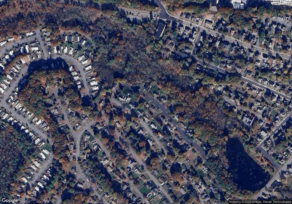 28 Maple St, Hudson, MA 01749 - photo 1