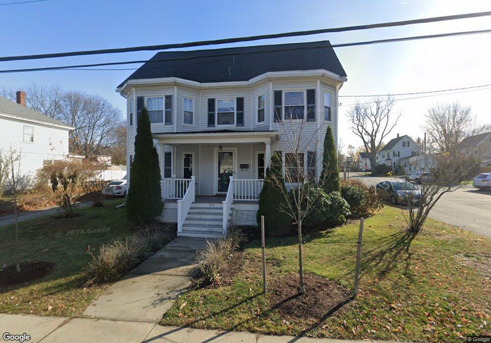 570 Dennett St, Portsmouth, NH 03801 - photo 1