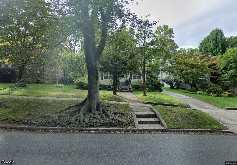 158 Schenck Ave, Great Neck, NY 11021 - photo 1