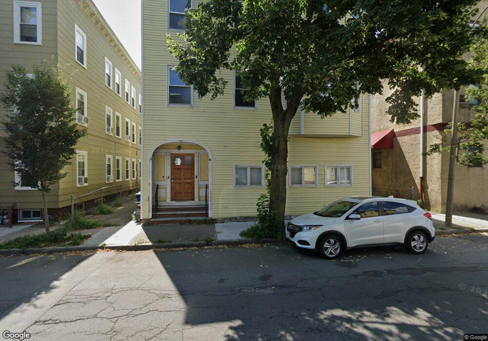 206 Pearl St unit 1, Somerville, MA 02145 - photo 1