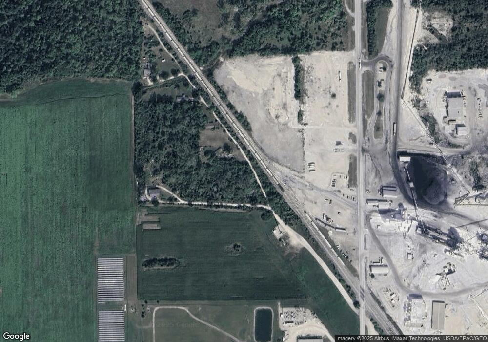 642 Penn Ln, Woodville, OH 43469 - photo 1