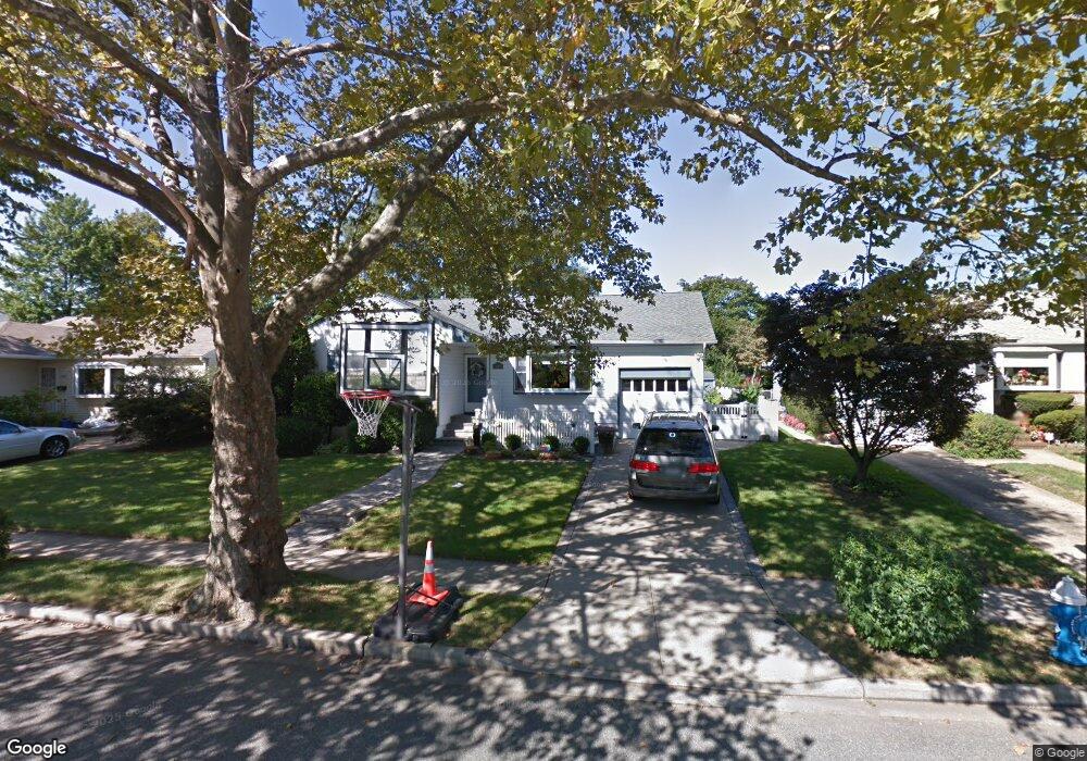 2340 Windsor Rd, Baldwin, NY 11510 - photo 1