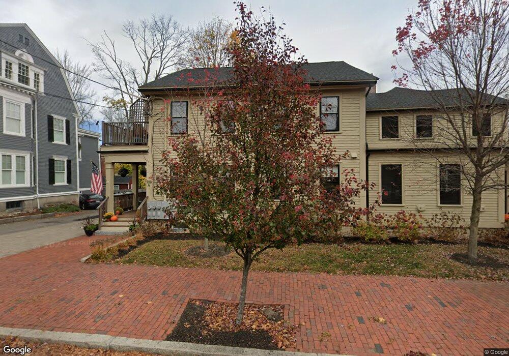 108 High St unit B, Newburyport, MA 01950 - photo 1