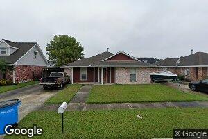 2812 Woods Dr, Violet, LA 70092