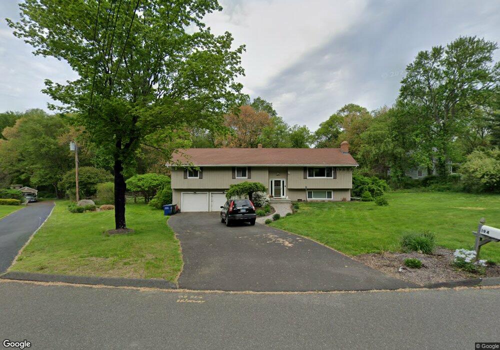 194 Putting Green Rd, Trumbull, CT 06611 - photo 1