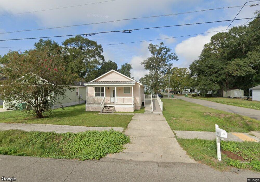 402 S Haugh Ave, Picayune, MS 39466 - photo 1