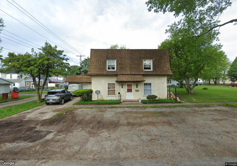 701 Wabash Ave, Mattoon, IL 61938 - photo 1