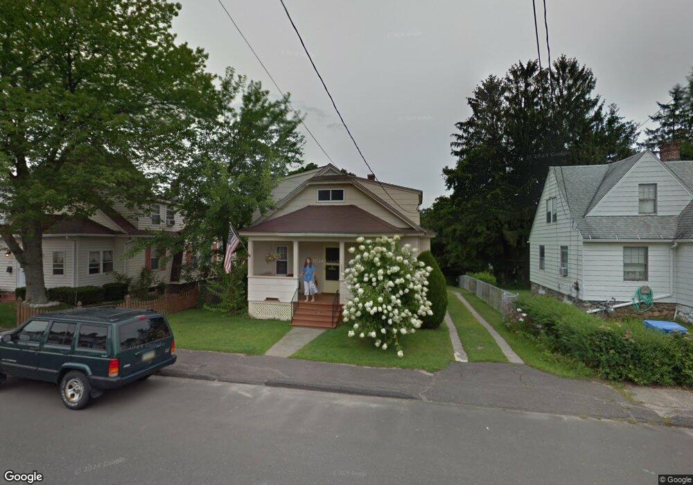 258 Monroe Ave, Waterbury, CT 06705 - photo 1