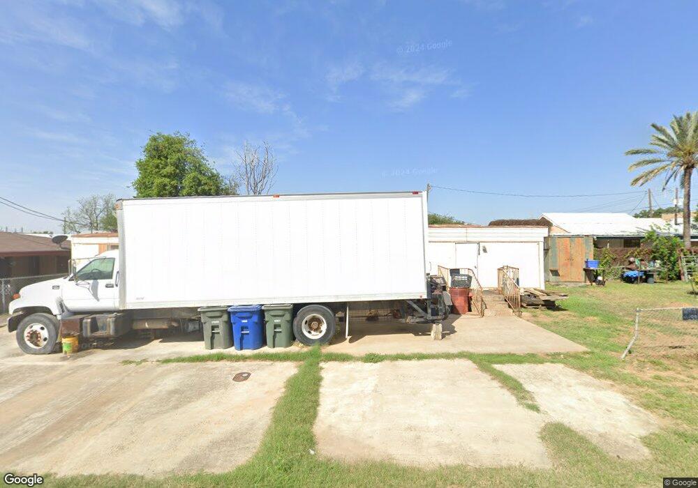 1308 Lexington Ave, Laredo, TX 78040 - photo 1