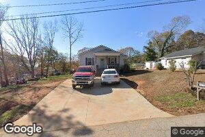 1813 Gaines Dr, Gainesville, GA 30504