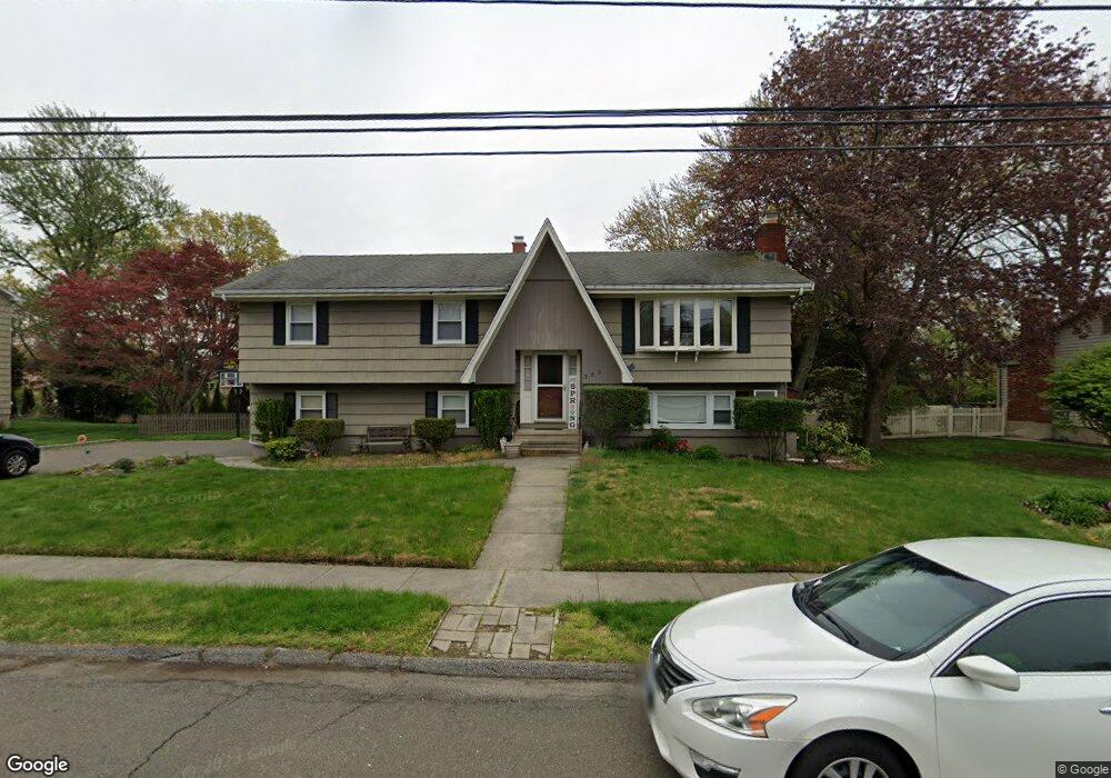 380 Flagler Ave, Stratford, CT 06614 - photo 1