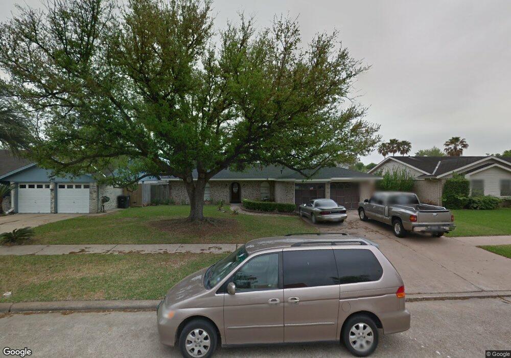 10506 Kirkhall Dr, Houston, TX 77089 - photo 1