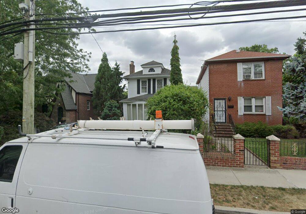 15706 46th Ave, Flushing, NY 11355 - photo 1