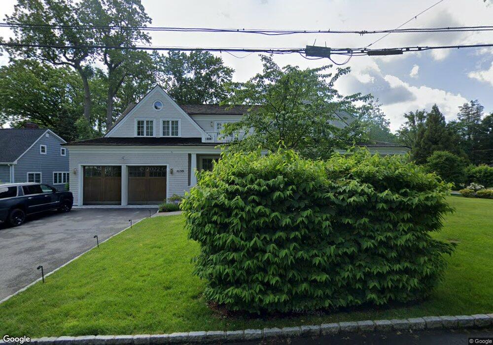 638 Seney Ave, Mamaroneck, NY 10543 - photo 1