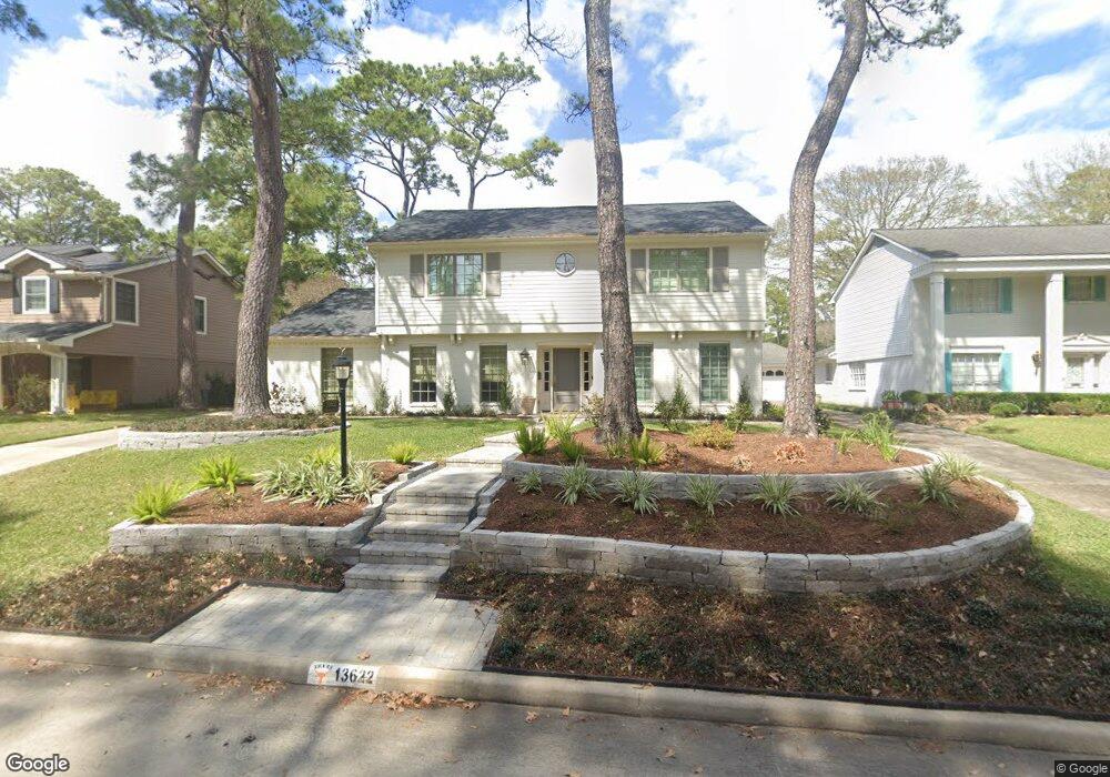 13622 Queensbury Ln, Houston, TX 77079 - photo 1
