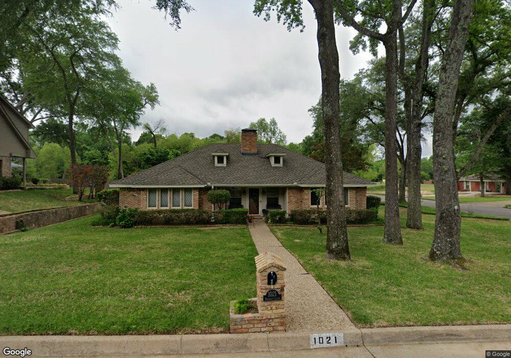 1021 Regency Ln, Tyler, TX 75703 - photo 1