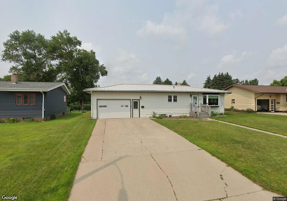 1713 4th Ave NE, Jamestown, ND 58401 - photo 1