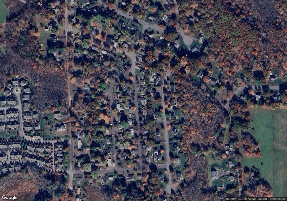 7 Buttercup Ln, Medway, MA 02053 - photo 1