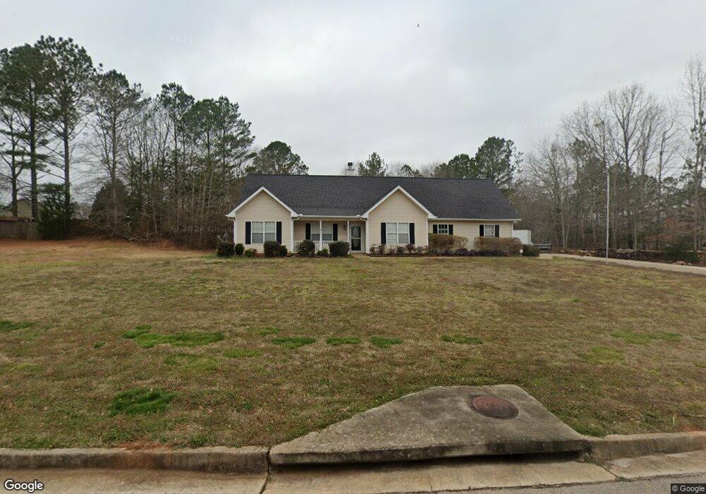 1220 Browns Country Ln, Locust Grove, GA 30248 - photo 1