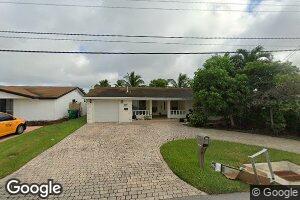 6637 Emerald Lake Dr, Miramar, FL 33023