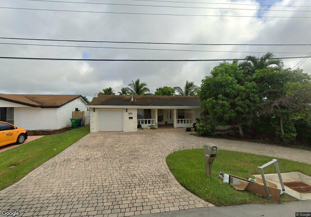 6637 Emerald Lake Dr, Miramar, FL 33023 - photo 1