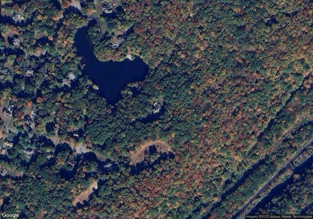 24 Farm Lake Ct, Carmel, NY 10512 - photo 1