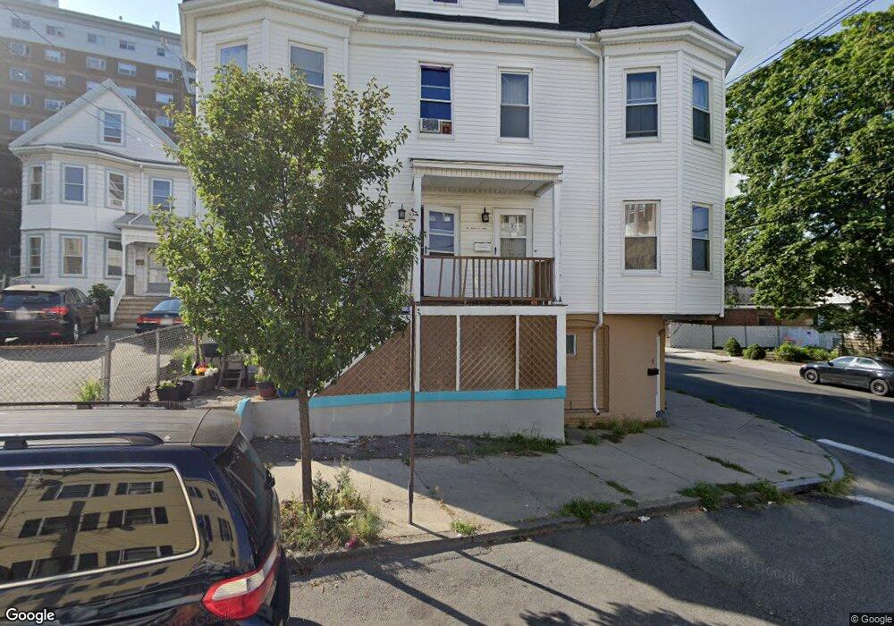 3 Nahant Ave unit 2, Revere, MA 02151 - photo 1