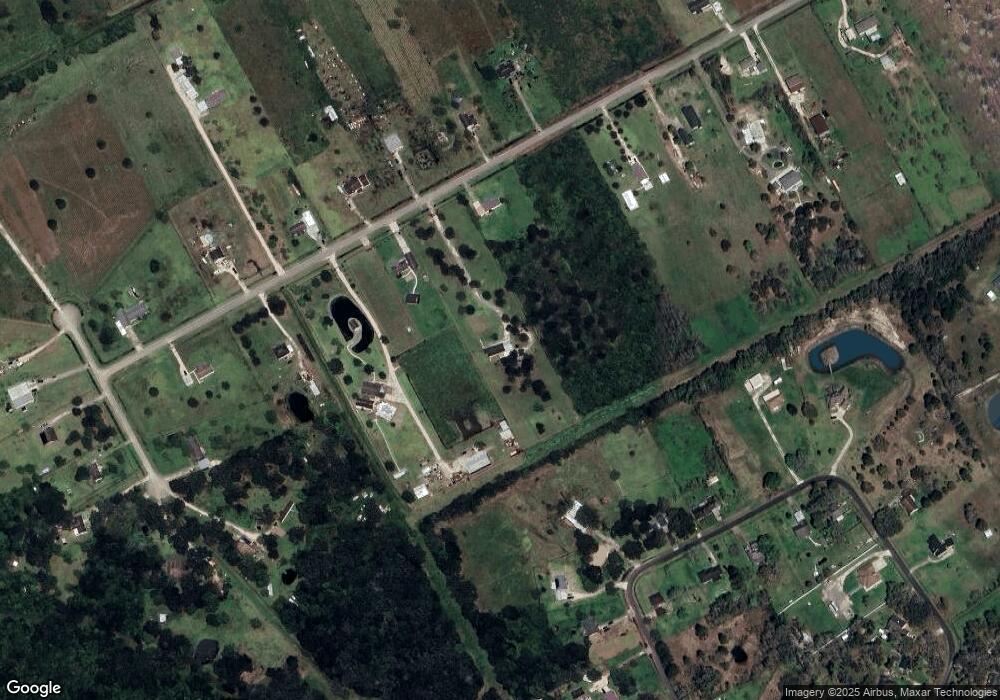 9518 Evan Dr, Alvin, TX 77511 - photo 1