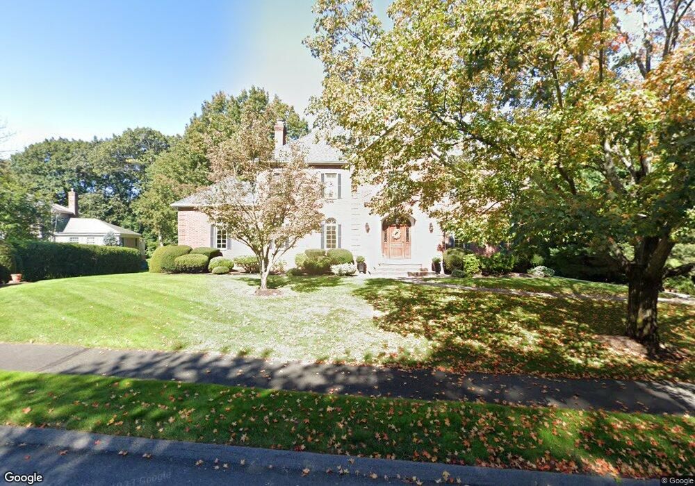 3 Lothrop Cir, Lexington, MA 02420 - photo 1