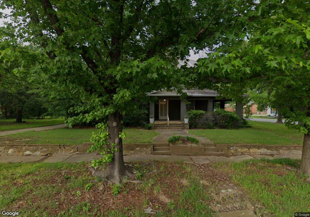 201 D St SW, Ardmore, OK 73401 - photo 1