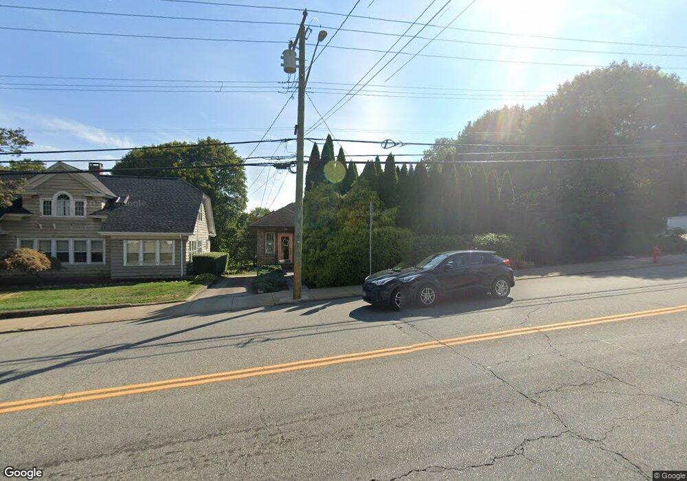 162 W Broad St, Pawcatuck, CT 06379 - photo 1