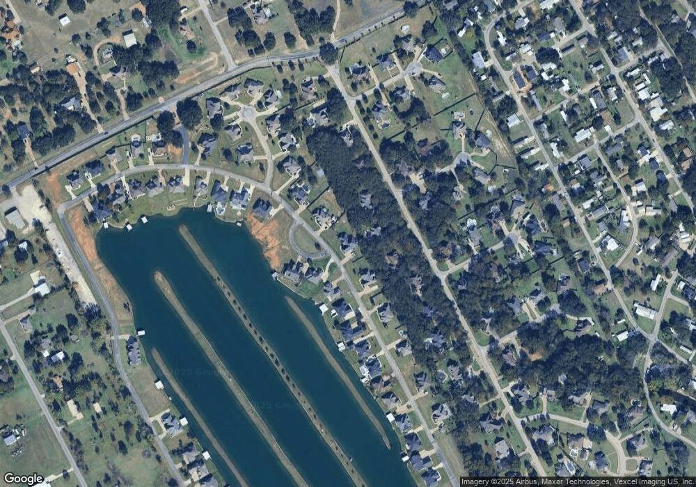 4007 Upper Lake Cir, Granbury, TX 76049 - photo 1