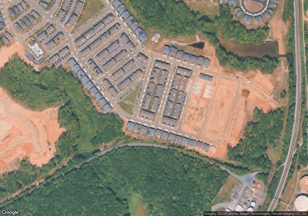 1726 Beech Leaf St, Dumfries, VA 22026 - photo 1