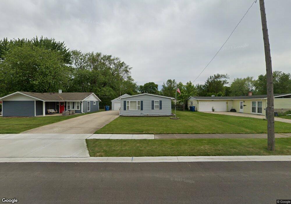 521 Avalon Dr, Dyer, IN 46311 - photo 1