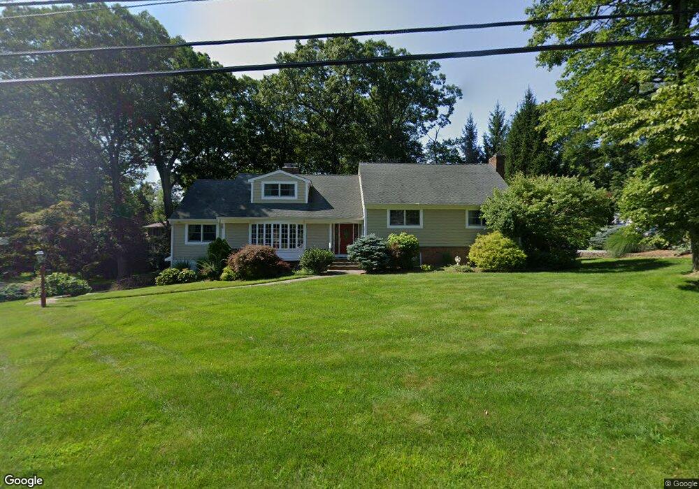 526 Carlton Rd, Wyckoff, NJ 07481 - photo 1