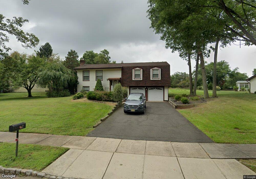 4 Hawthorn Rd, Piscataway, NJ 08854 - photo 1