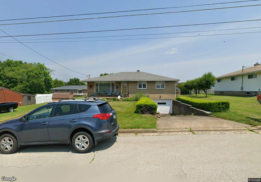 1110 Cherry St, Latrobe, PA 15650 - photo 1