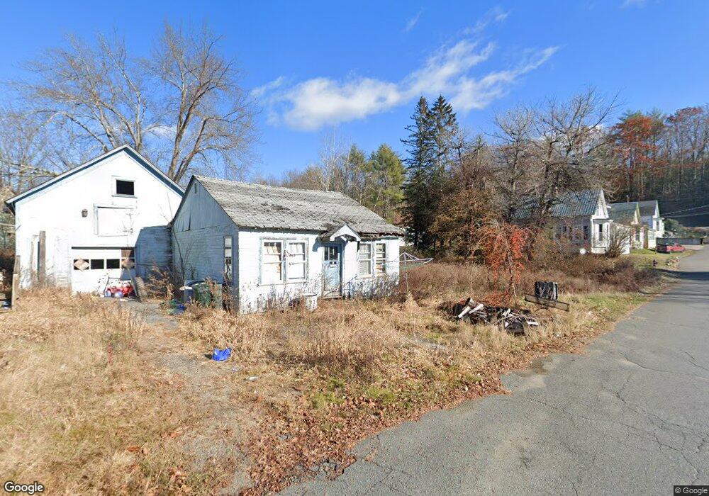 4 Lawrence St, Winchester, NH 03470 - photo 1