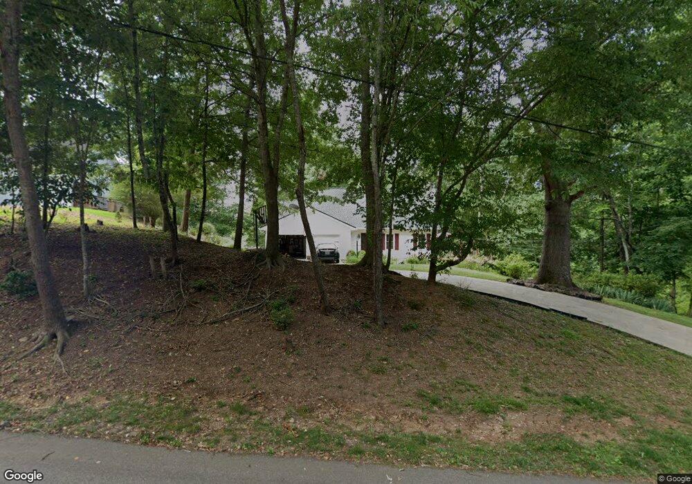 3646 Mitchell Lake Dr, Gainesville, GA 30506 - photo 1