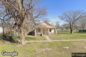 211 E Ohio St, Walters, OK 73572