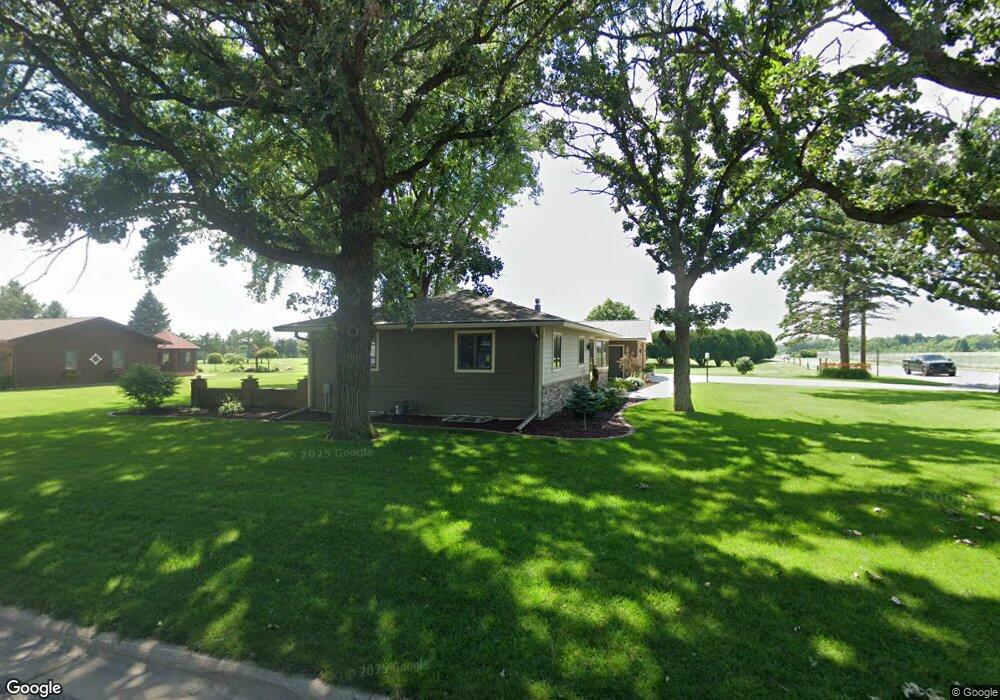 410 W Hammer Rd, Albert Lea, MN 56007 - photo 1