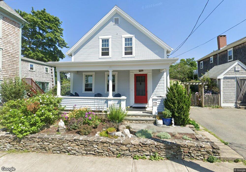 4 Lafayette St, Fairhaven, MA 02719 - photo 1