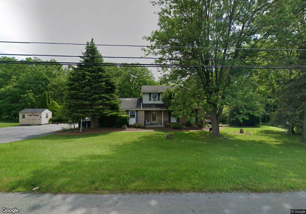 315 N Walnut St, Bath, PA 18014 - photo 1